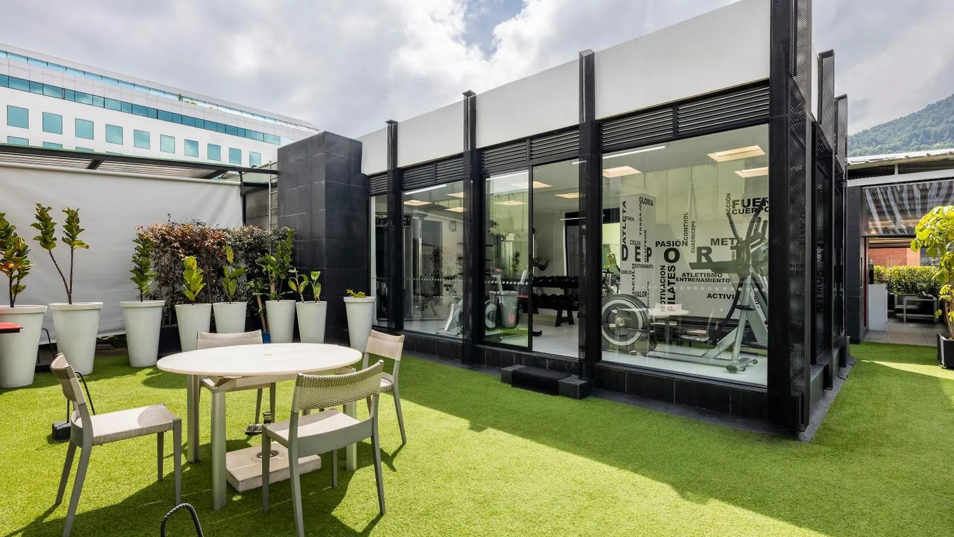 Hotel 100 Luxury Suites By Preferred Bogota Colombia