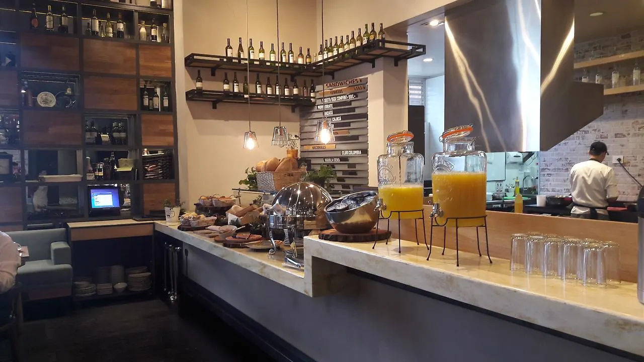 Hotel 100 Luxury Suites By Preferred Bogota 5*,  Colombia